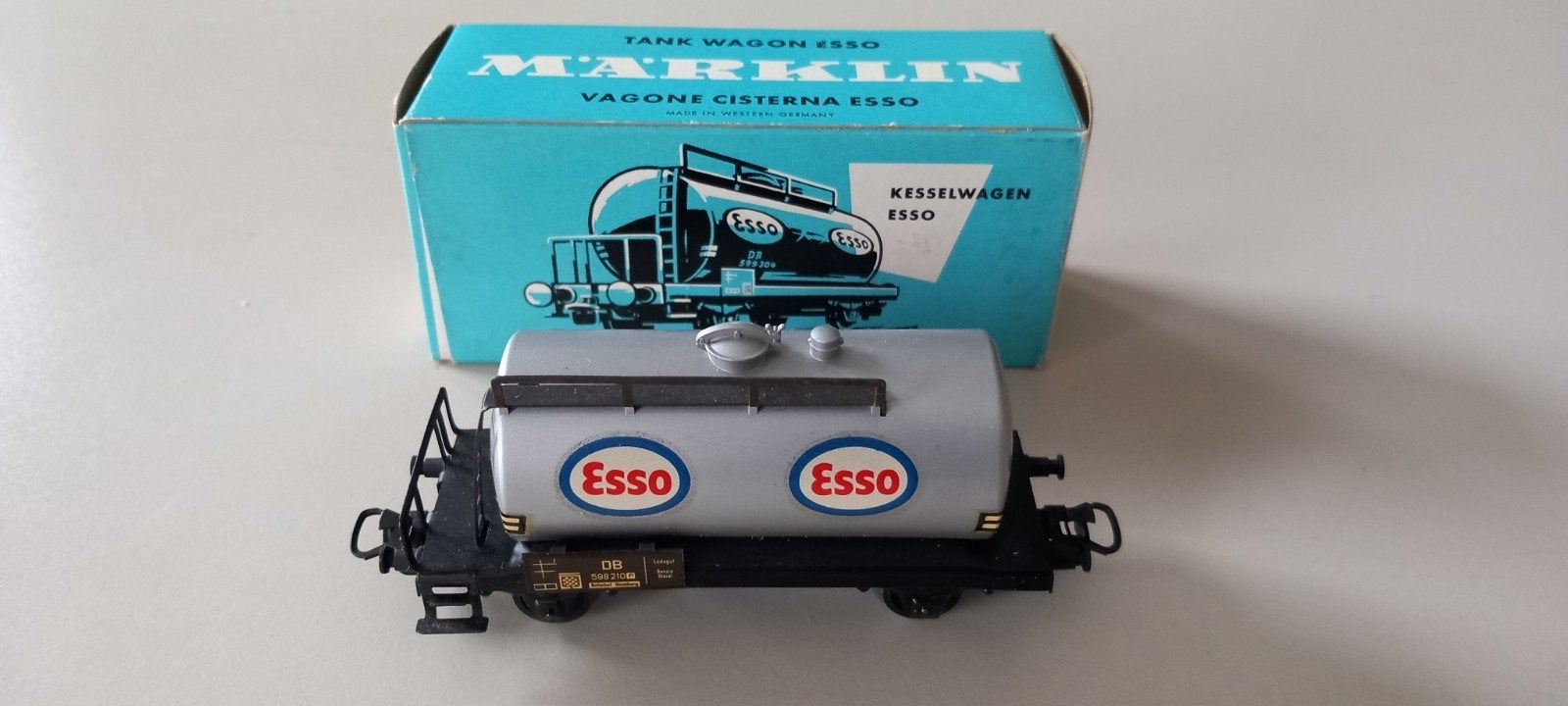 Wagon citerne Esso Marklin 4501 + boîte d'origine, Enlèvement ou Envoi, Comme neuf, Wagon, Märklin