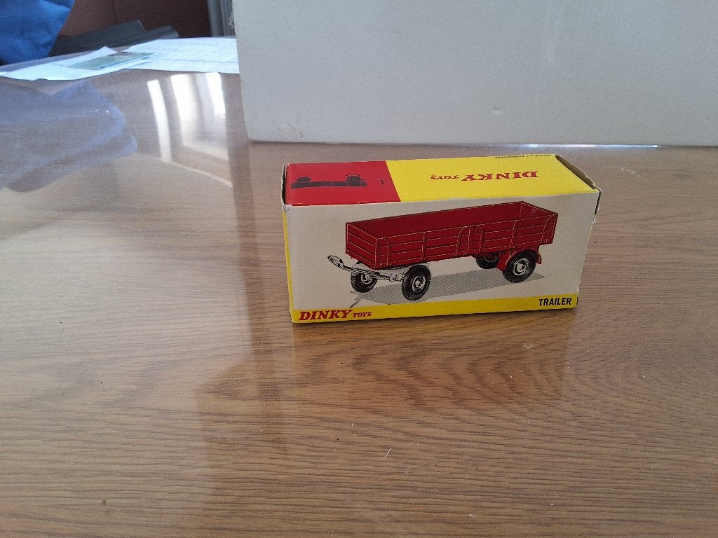 semi-remorque dinky-toys 428, Hobby & Loisirs créatifs, Enlèvement ou Envoi, Comme neuf, Tracteur et Agriculture, Dinky Toys