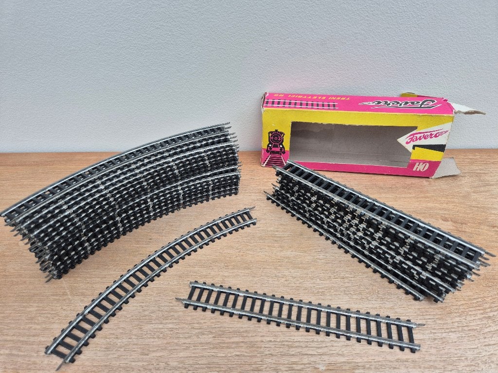 Favero treinsporen, Overige merken, Gebruikt, Gelijkstroom, Rails