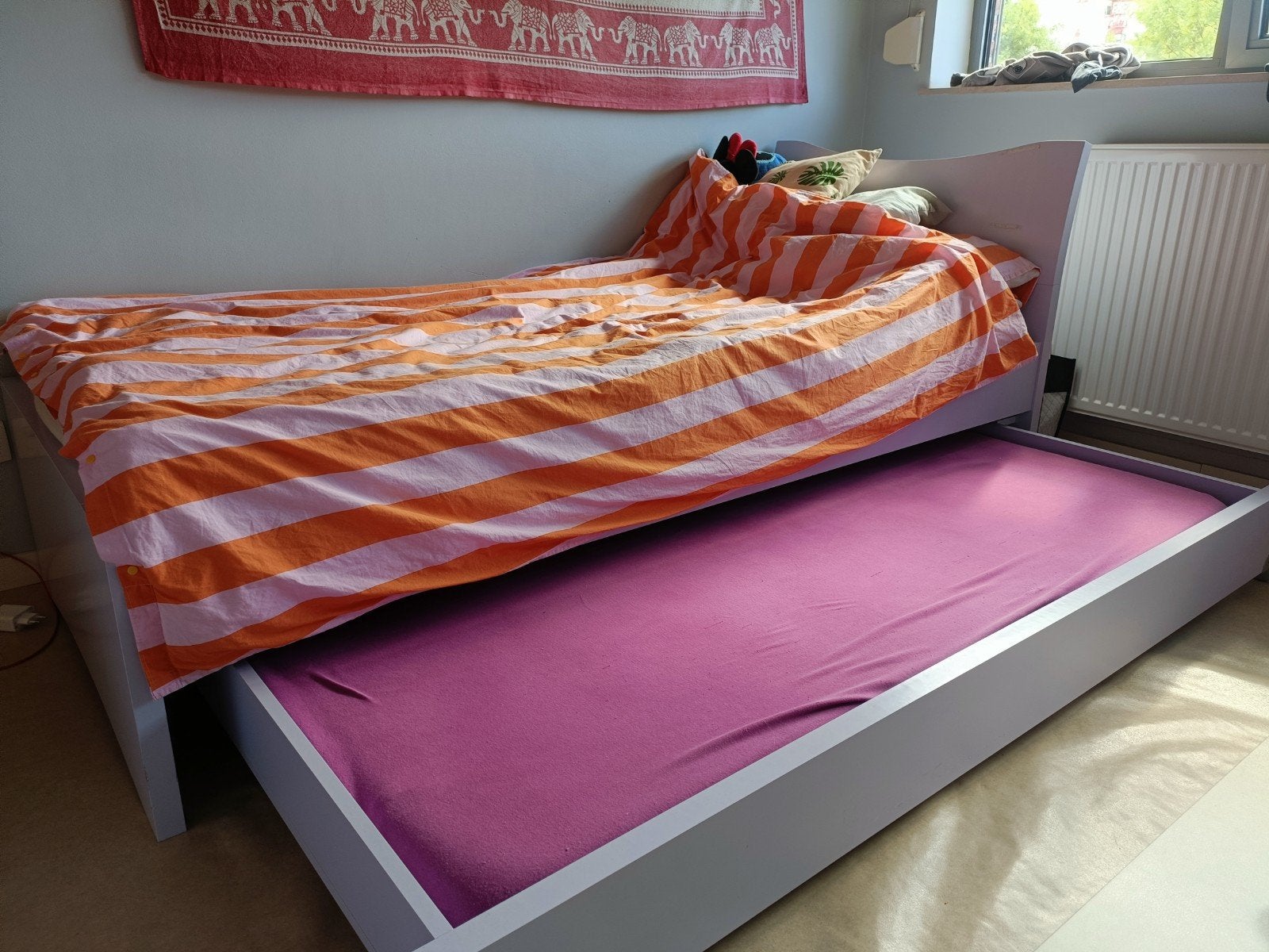 lit pour enfant de couleur violette, Enlèvement, Utilisé, 180 cm ou plus, Sommier à lattes