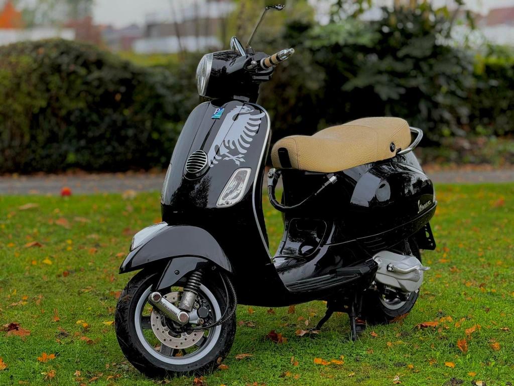 Vespa Piaggio, Ophalen, Gebruikt, Klasse A (25 km/u)