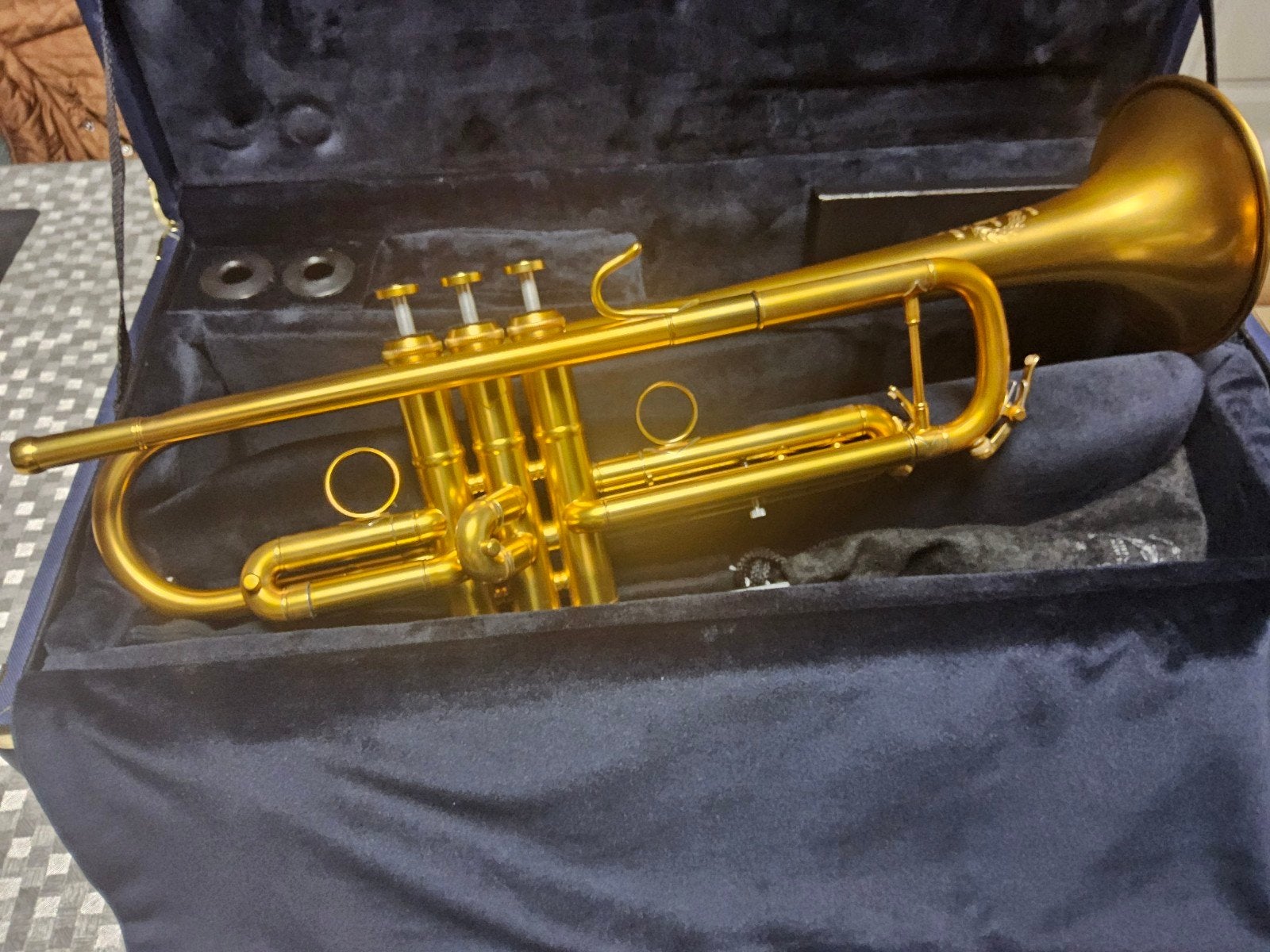 Trompet B&S Gold Brushed Sib., Muziek en Instrumenten, Blaasinstrumenten | Trompetten, Ophalen