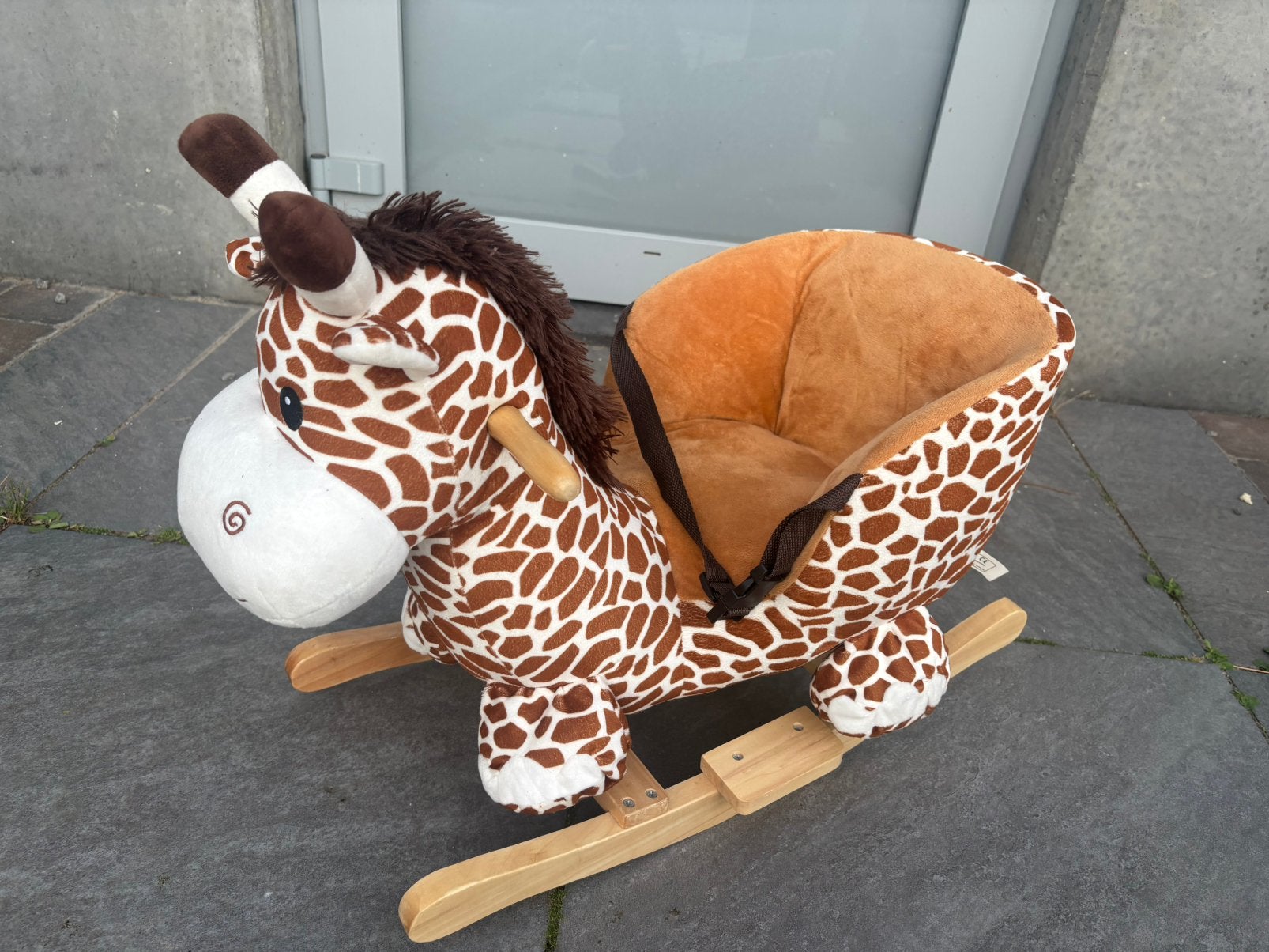 Cheval a bascule GIRAFE, Enlèvement, Comme neuf