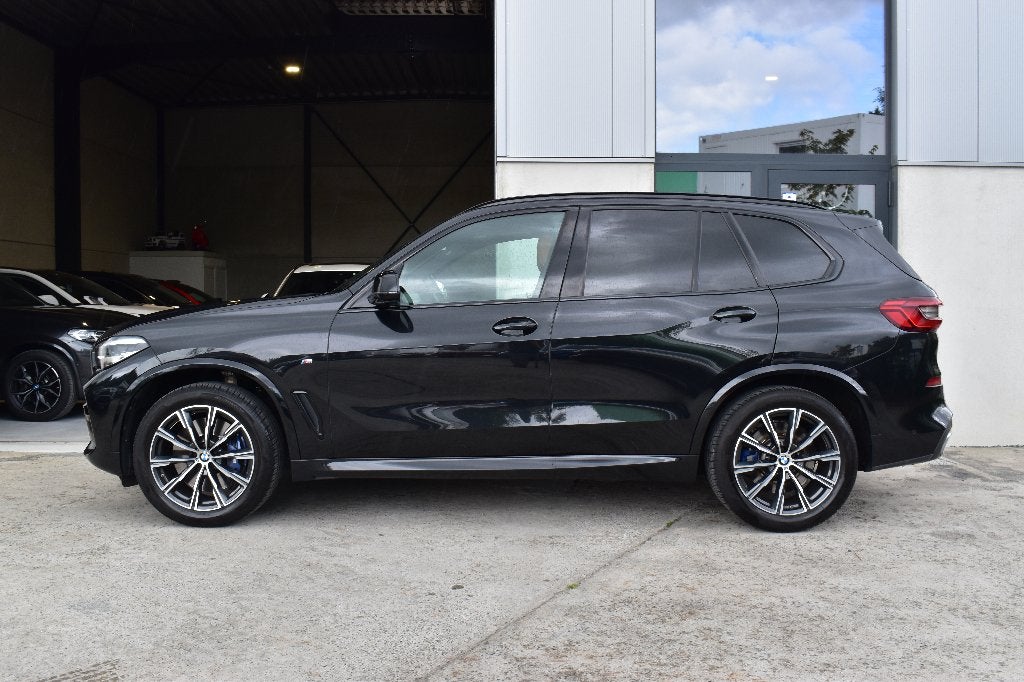 BMW X5 3.0d Xdrive Pack M *Pano* Carnet - 1 jaar garantie, Auto's, Automaat, 2993 cc, Leder, Bedrijf
