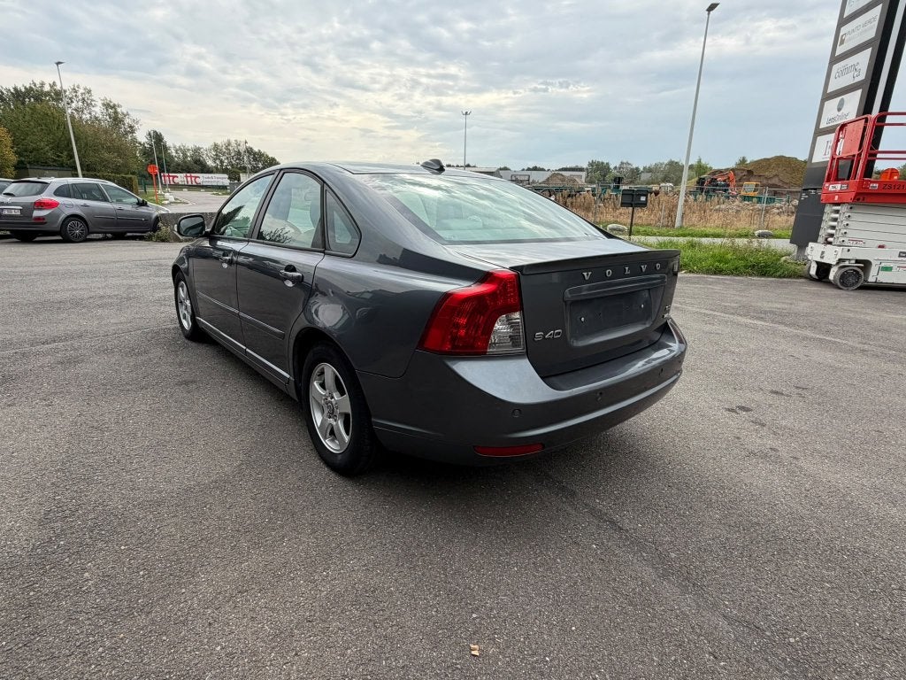 Volvo S40 (Stock ID 98543) — 4