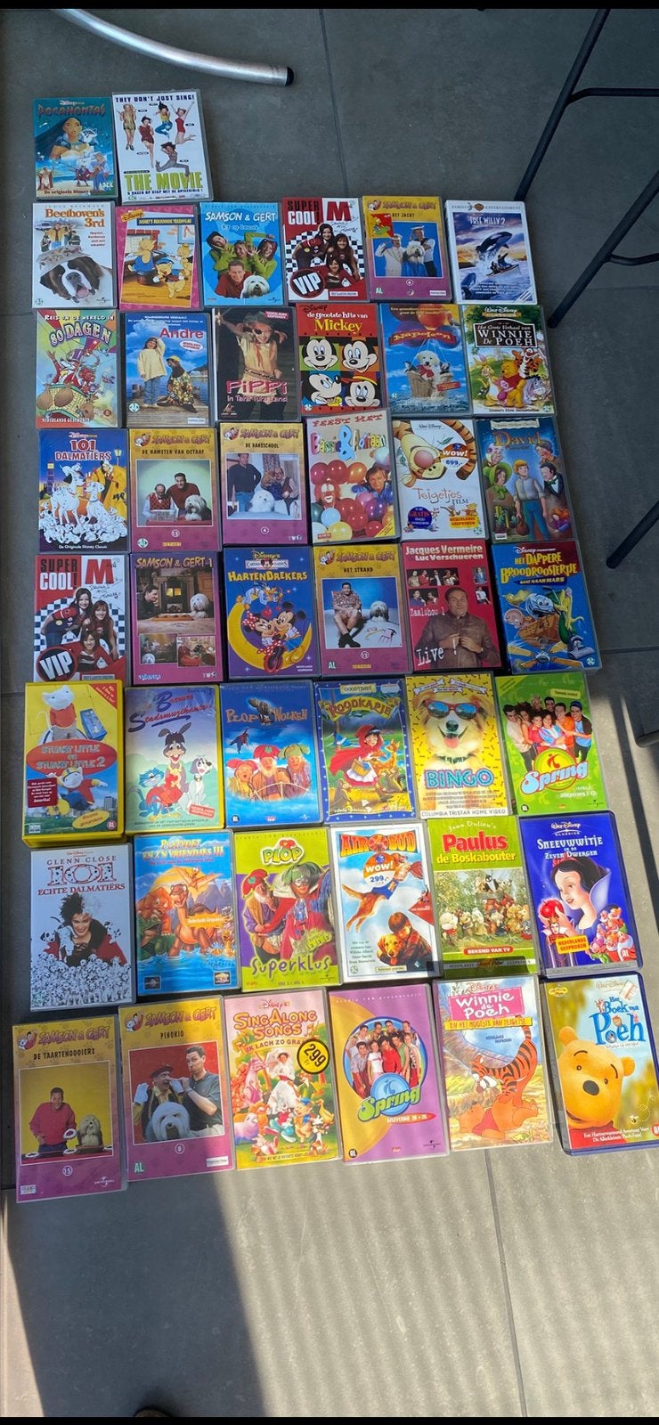 Kinder videocassettes, Ophalen, Zo goed als nieuw