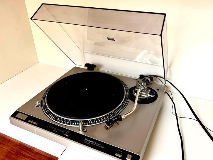 Technics SL1700 - tourne-disque vintage (vers 1975), Enlèvement ou Envoi, Utilisé, Tourne-disque, Technics