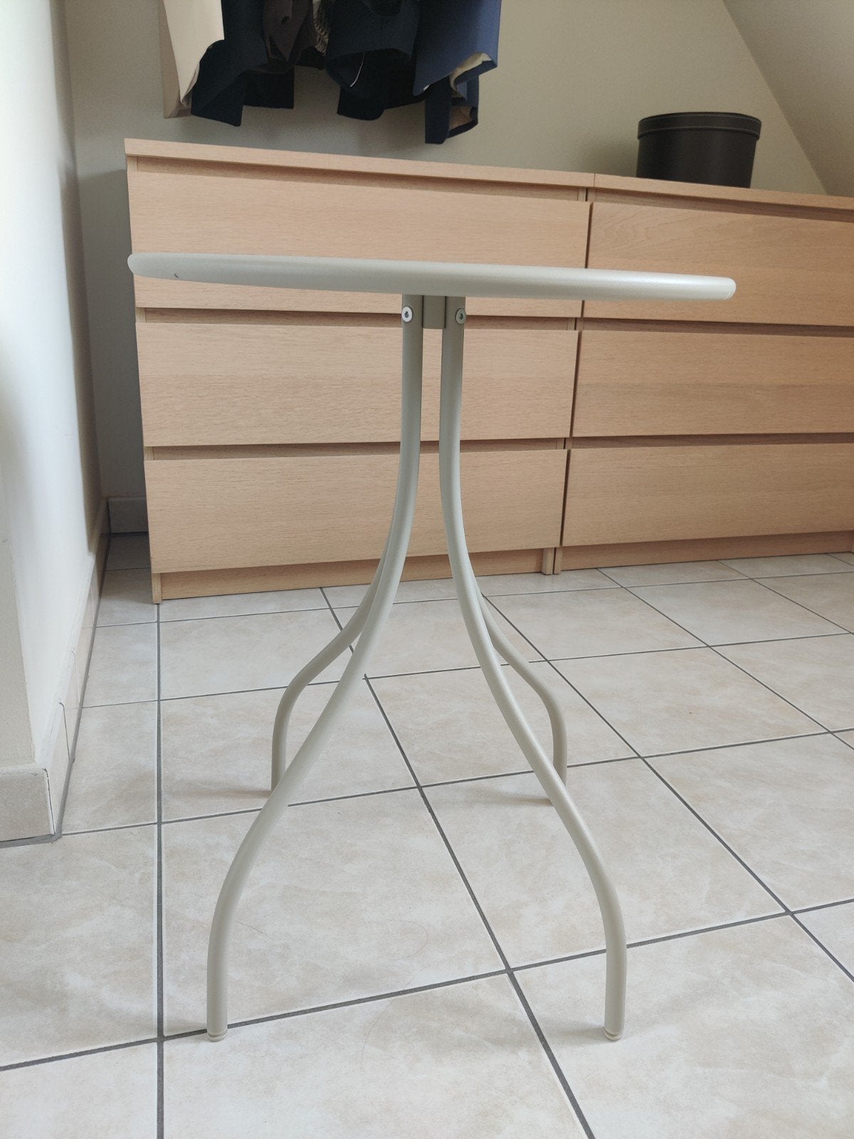 Tanebro tafeltje Ikea, Ophalen, Nieuw