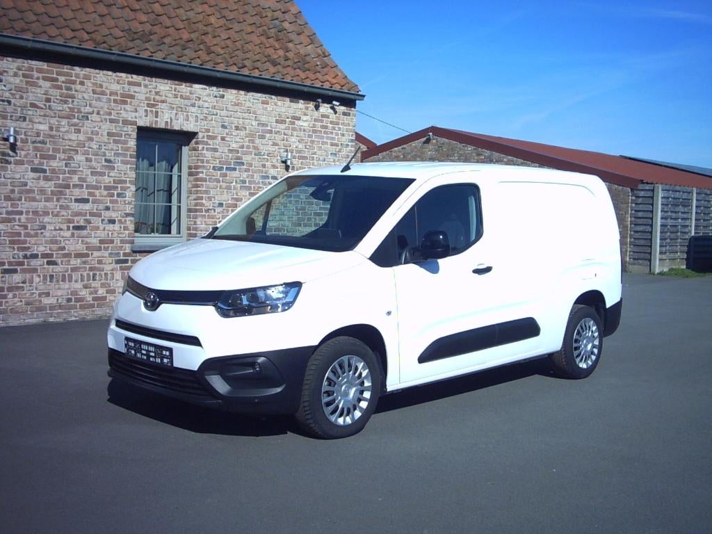 Toyota ProAce L2H1 1.5 Hdi (2024), Auto's, Bestelwagens en Lichte vracht, Bedrijf, Te koop, ABS, Achteruitrijcamera, Airbags, Airconditioning