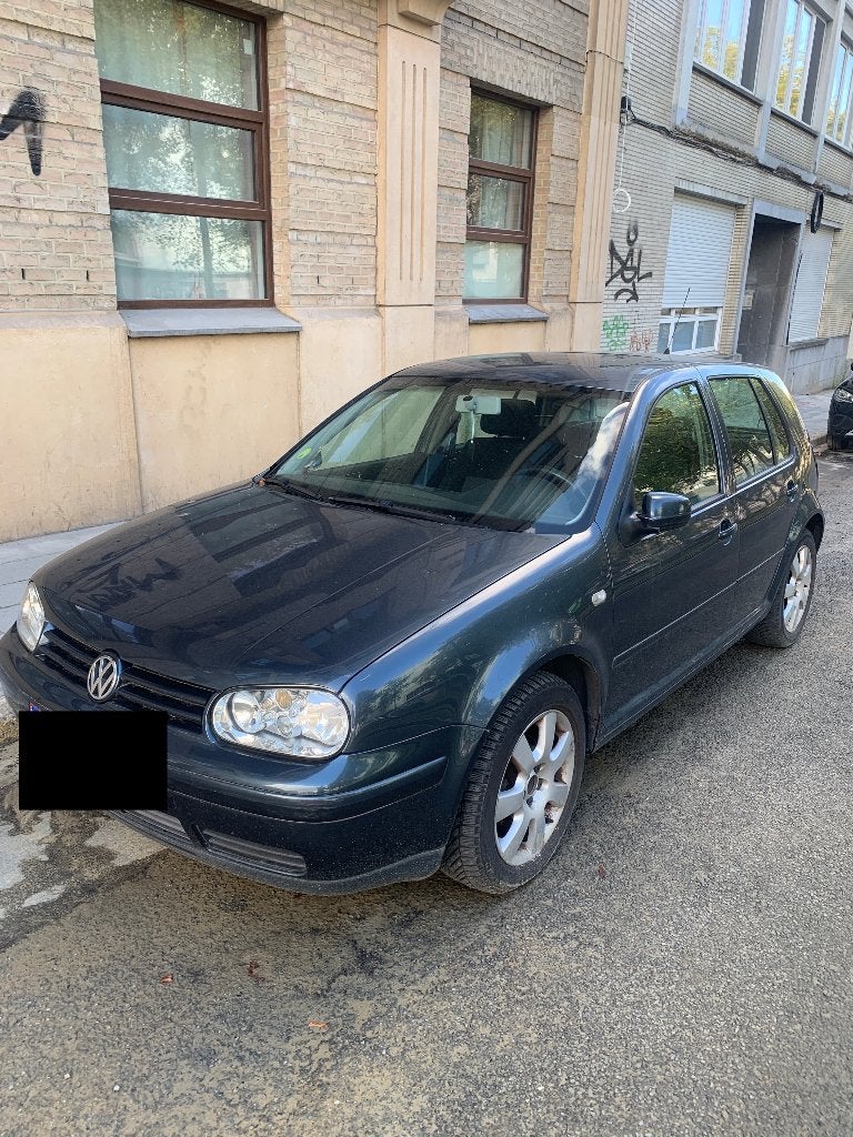 Golf IV Essence 5 portes occasion, Auto's, Voorwielaandrijving, Stof, Zwart, Elektrische ramen