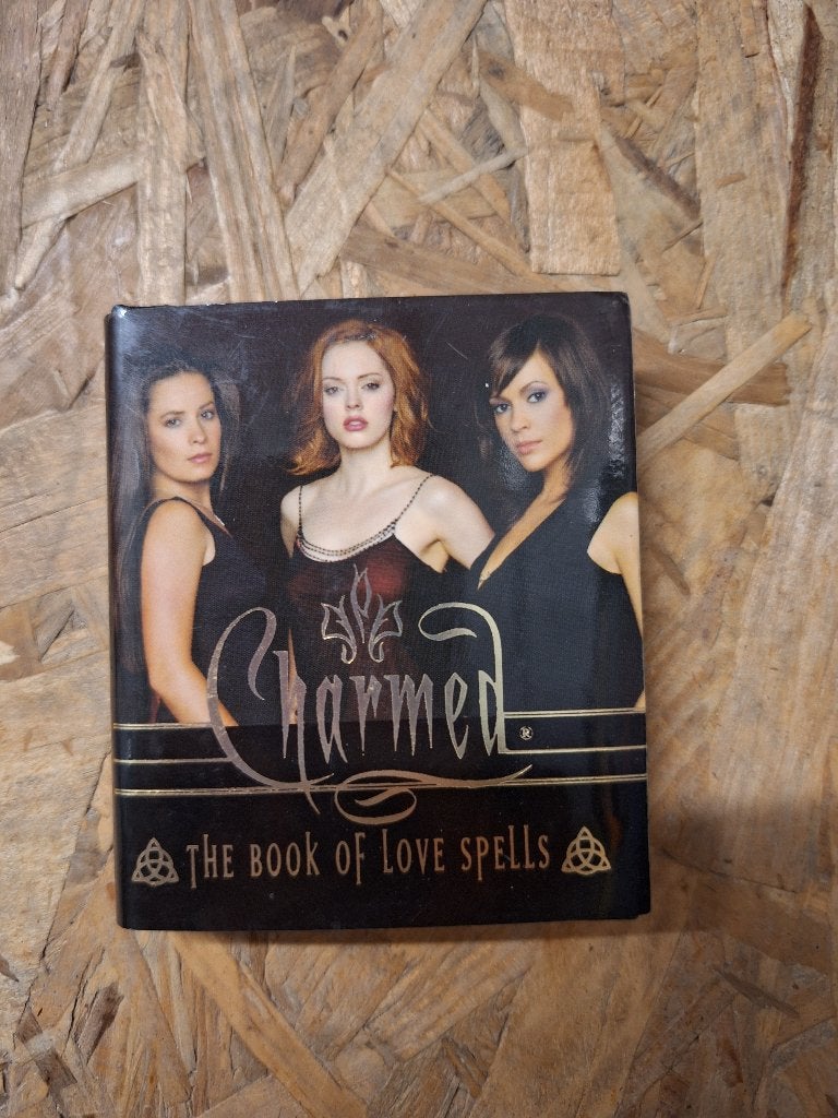 Mini boekje 'the book of love spells' van tv-serie 'Charmed', Ophalen, Zo goed als nieuw
