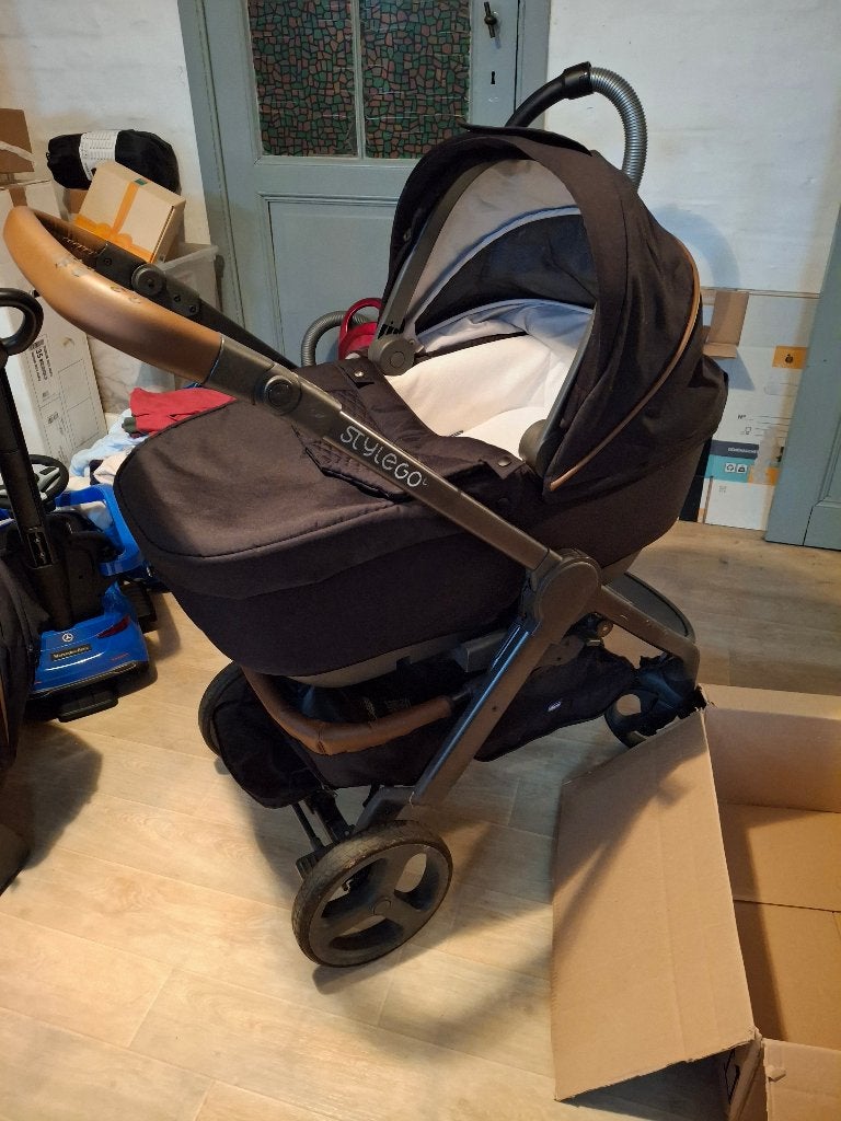 Chicco Trio StyleGO zwart - complete set, Kinderen en Baby's, Gebruikt, Combiwagen, Met reiswieg, Ophalen