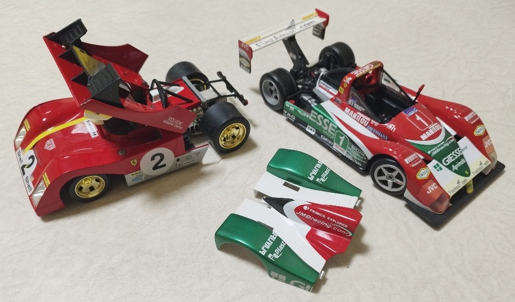 Hot Wheels SB 1/18 - Ferrari F333 SP en Formula1 1/24, Hobby en Vrije tijd, Ophalen of Verzenden, Zo goed als nieuw, Auto, Hot Wheels
