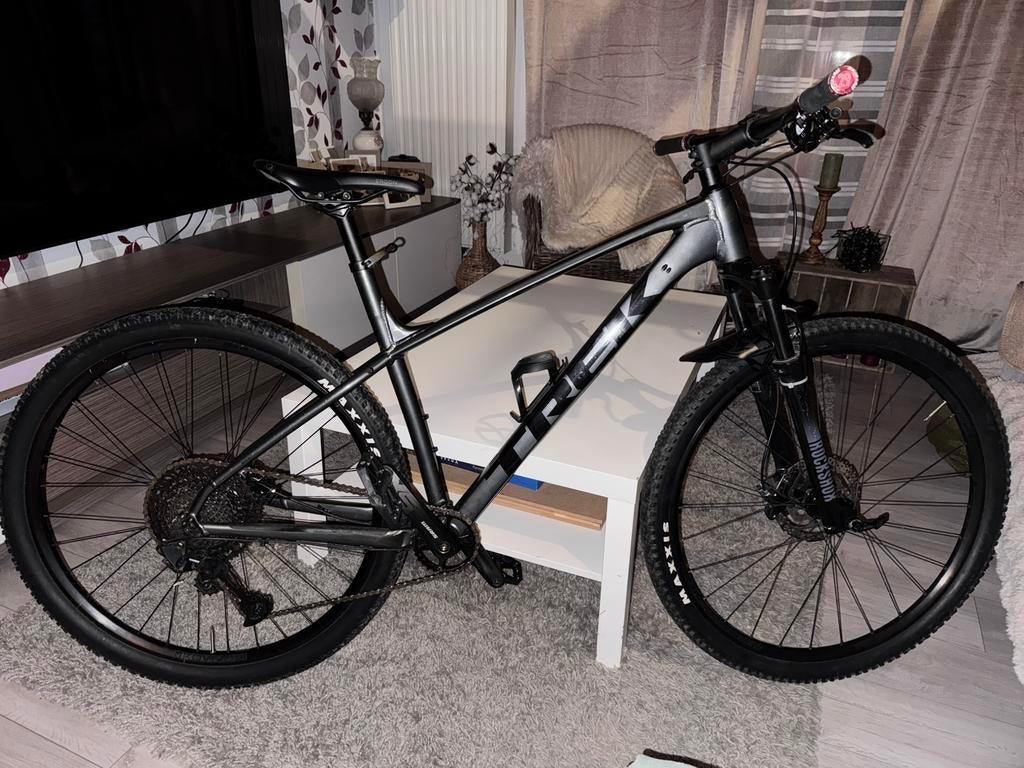 Trek x caliber 8 2022 27inch Large, Fietsen en Brommers, Ophalen, Zo goed als nieuw