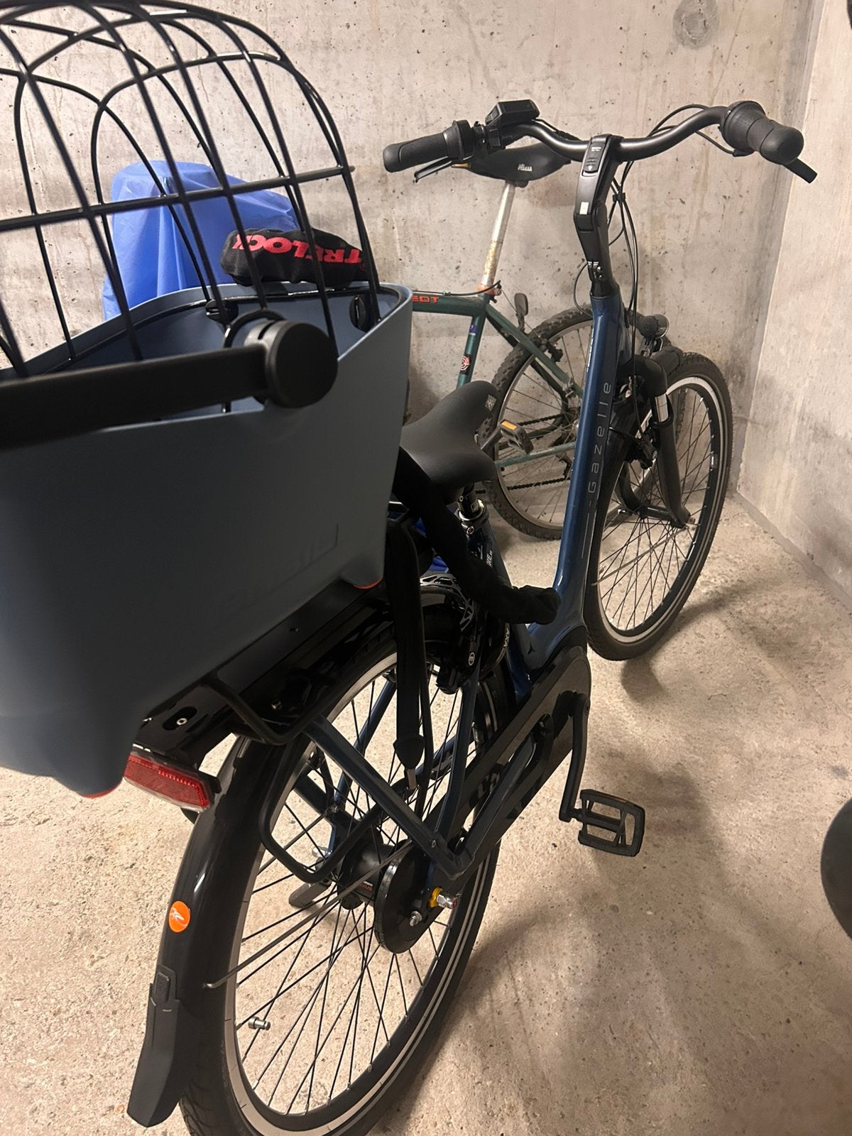 Te koop, Fietsen en Brommers, Fietsen | Bakfietsen, Ophalen, Schijfrem, Gazelle, Nieuw