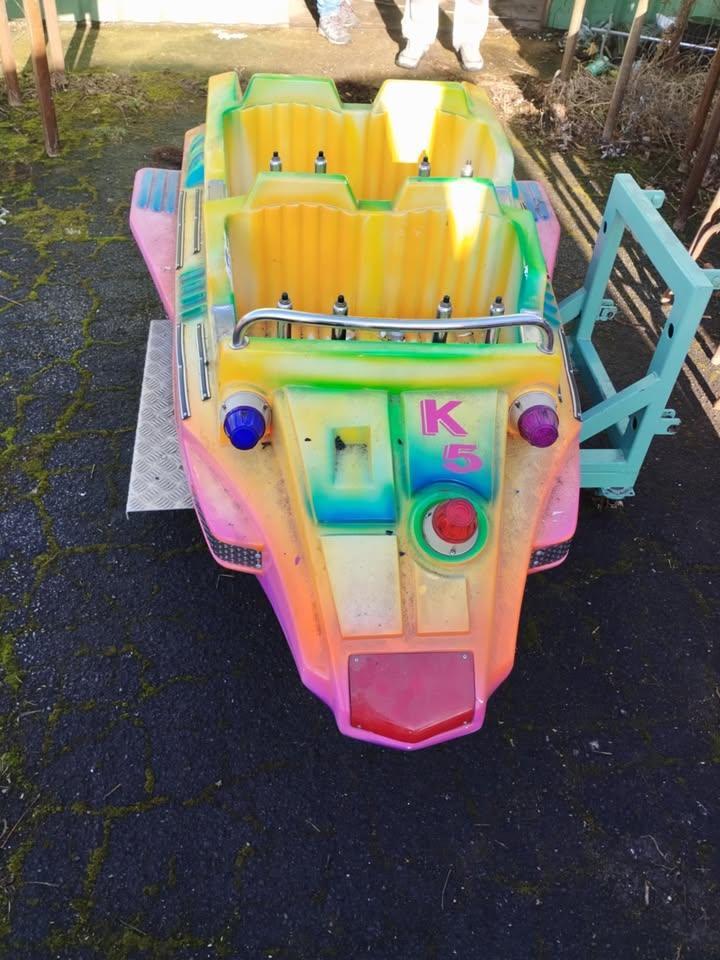 vliegtuig voor op kindermolen, Zakelijke goederen, Overige Zakelijke goederen, Ophalen