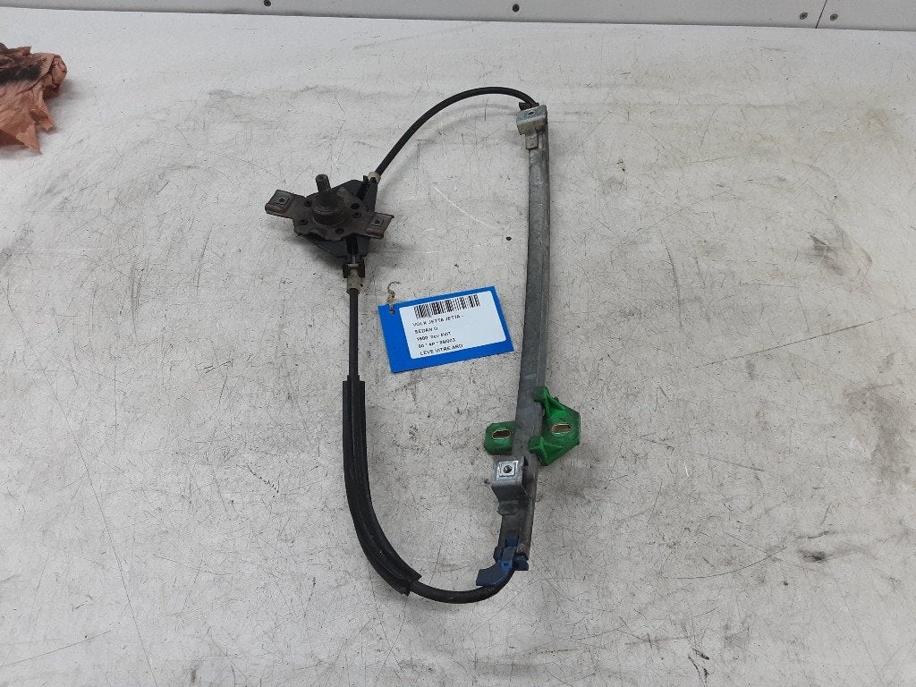 MECANISME VITRE ARRIÈRE DROIT Volkswagen Jetta II (19E), Autos : Pièces & Accessoires, Volkswagen, Volkswagen AG, Utilisé, Kundenbetreuung@volkswagen.de