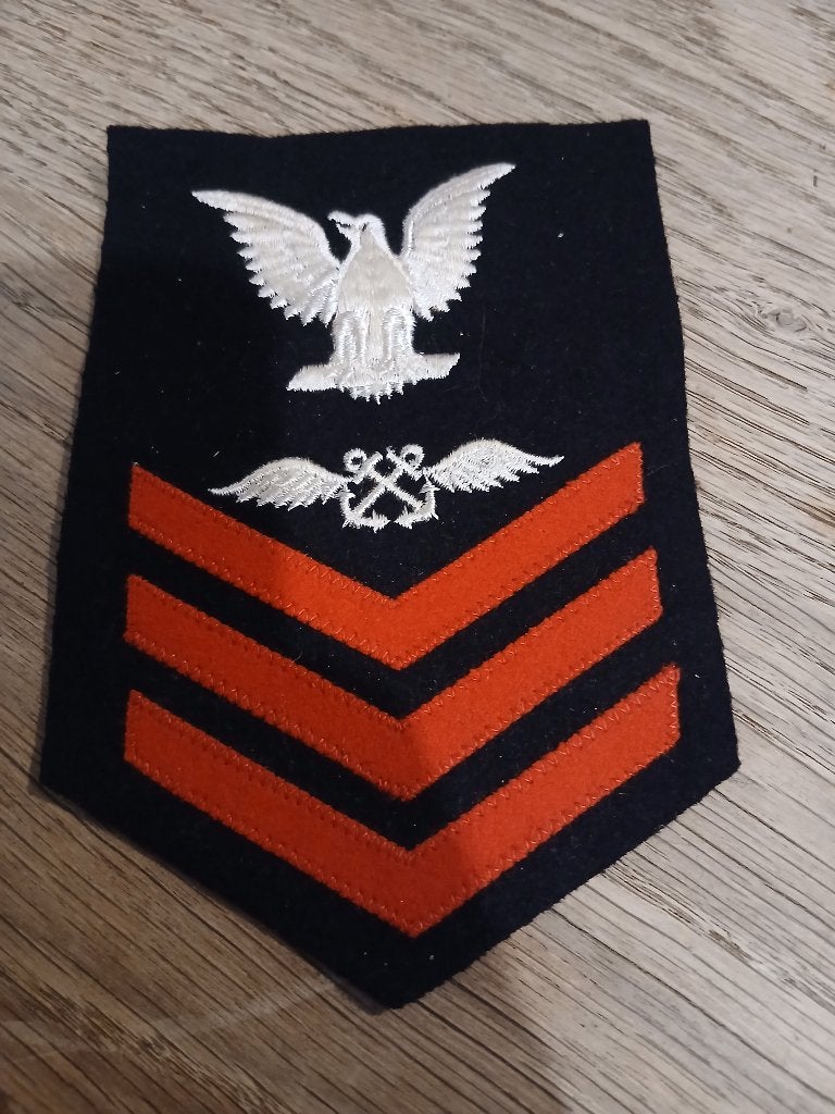Insigne USN, Collections, Enlèvement