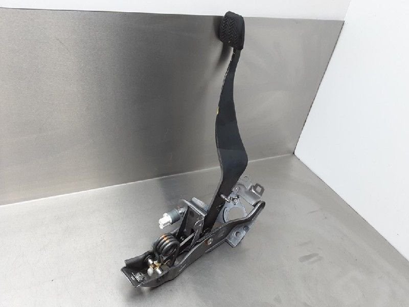 REMPEDAAL ABS Toyota RAV4 (A3) (01-2005/06-2013), Gebruikt, Toyota