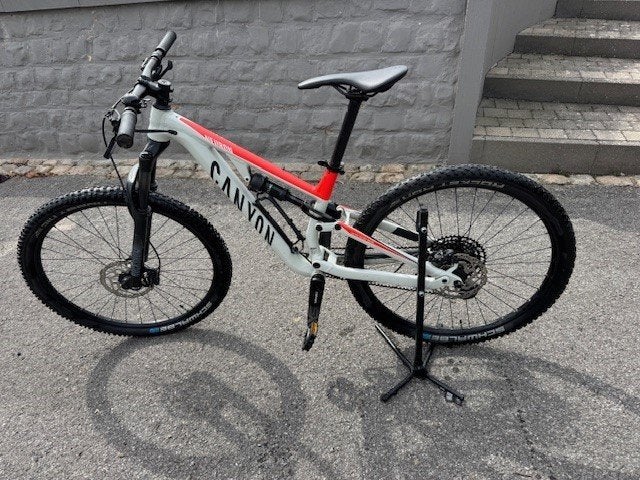 Canyon Neuron Young Hero, Vélos & Vélomoteurs, Vélos | VTT & Mountainbikes, VTT tout suspendu, Enlèvement, Comme neuf, Frein à disque