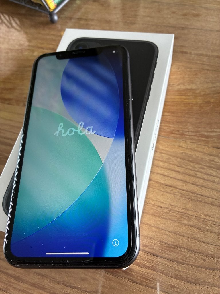 Iphone 11, IPhone 11, Utilisé, 64 GB, Sans abonnement