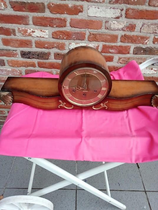 ROLLS - WESTMINSTER schouwklok 50€., Ophalen
