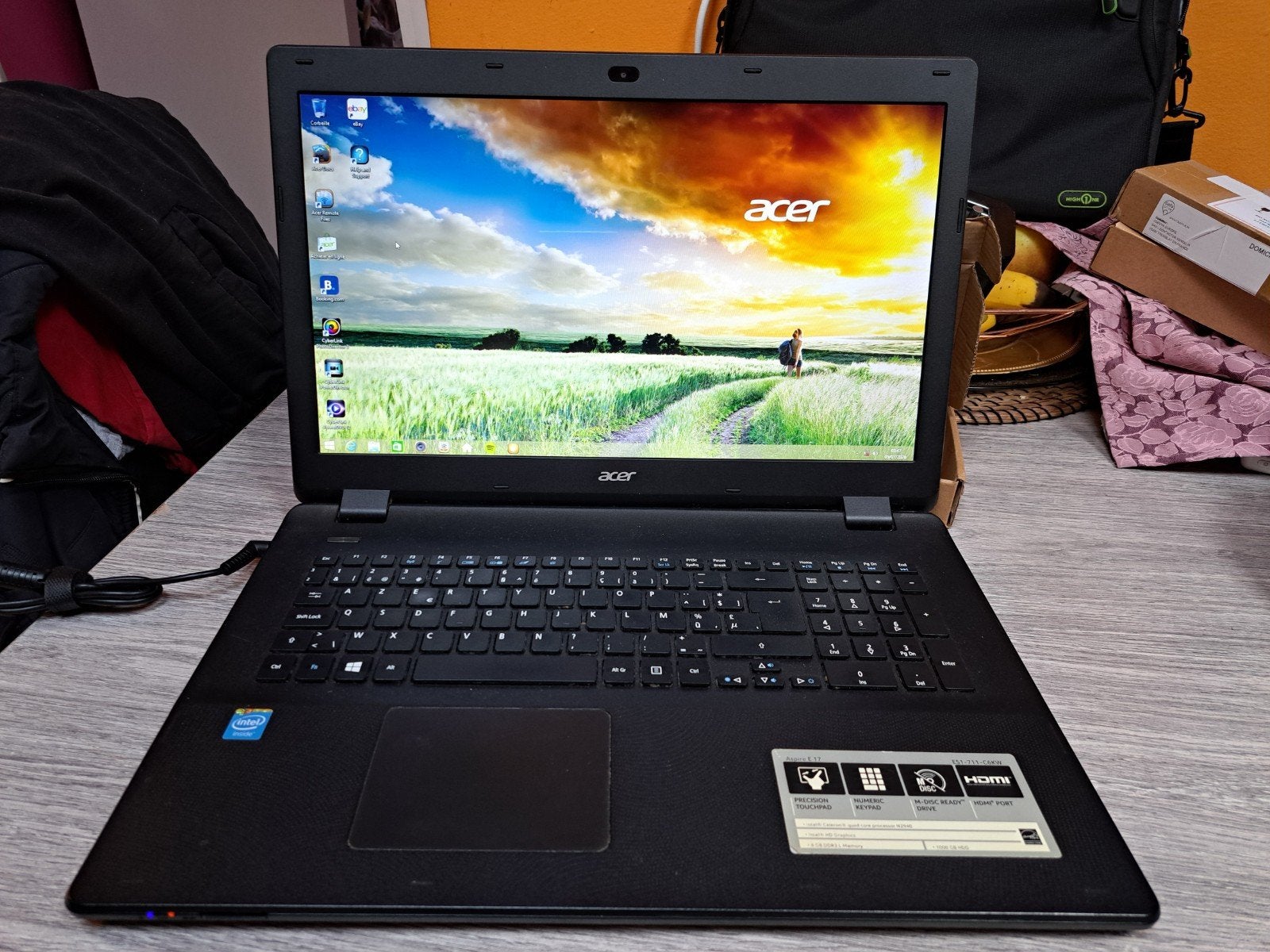 Acer aspire e17 celeron n2940 8gb+hdd1tb. Win11, Informatique & Logiciels, HDD, Enlèvement ou Envoi, 17 pouces ou plus, 8 GB
