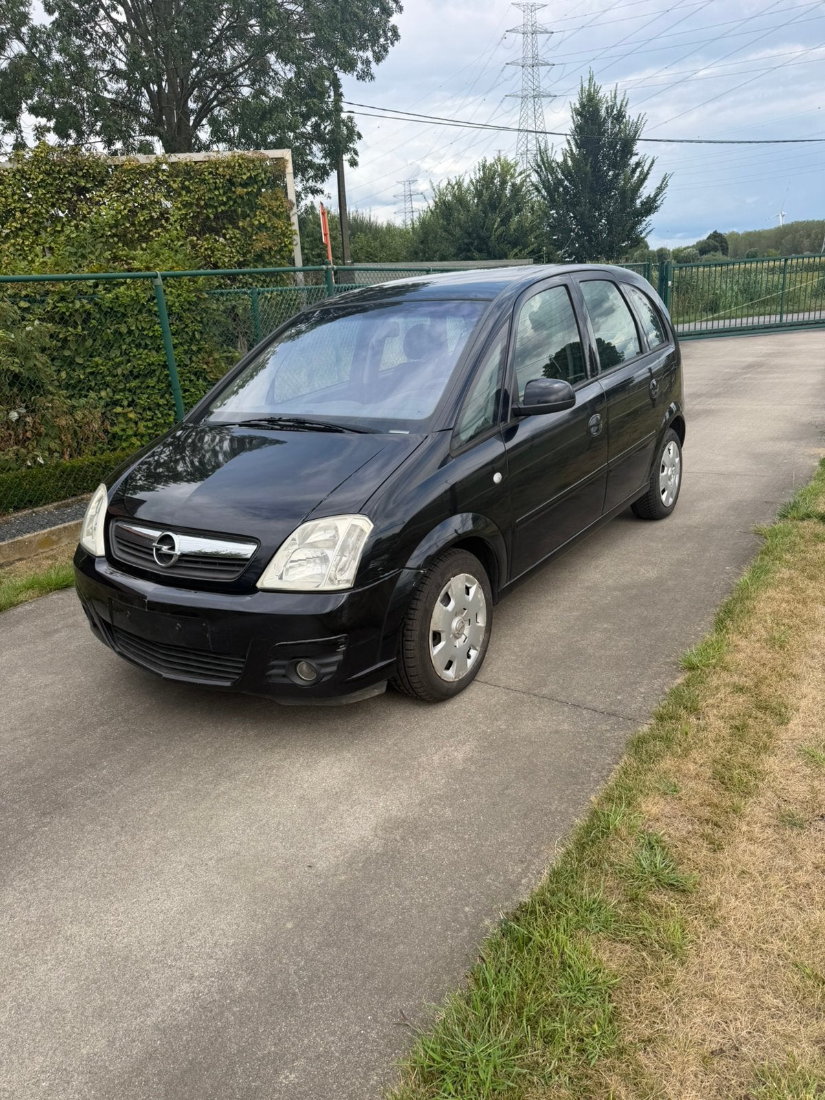 Opel Meriva 1.6 benzine met keuring voor verkoop 1950 euro, Autos, Opel, Boîte manuelle, Entretenue par le concessionnaire, Noir