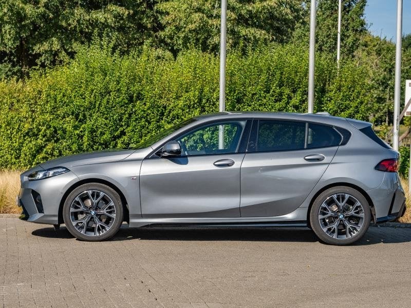 BMW 1-Serie 116i / M-Sportpakket, Auto's, Bedrijf, 5 deurs, USB, Zilver of Grijs