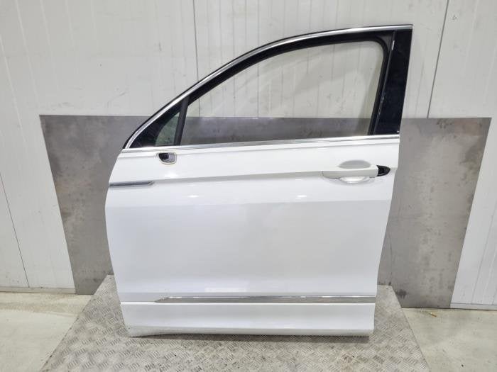 Portière 4portes avant gauche d'un Volkswagen Tiguan (L0K1), Volkswagen, -, 3 mois de garantie, Utilisé