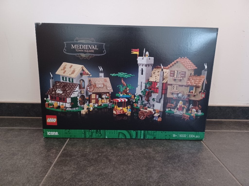Lego Medieval Town Square 10332, Enlèvement ou Envoi, Lego, Ensemble complet, Comme neuf