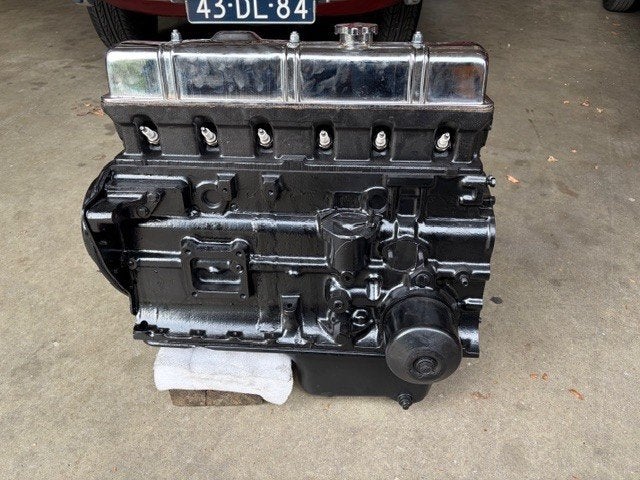 Volledig gereviseerde Triumph TR6 motor, Ophalen