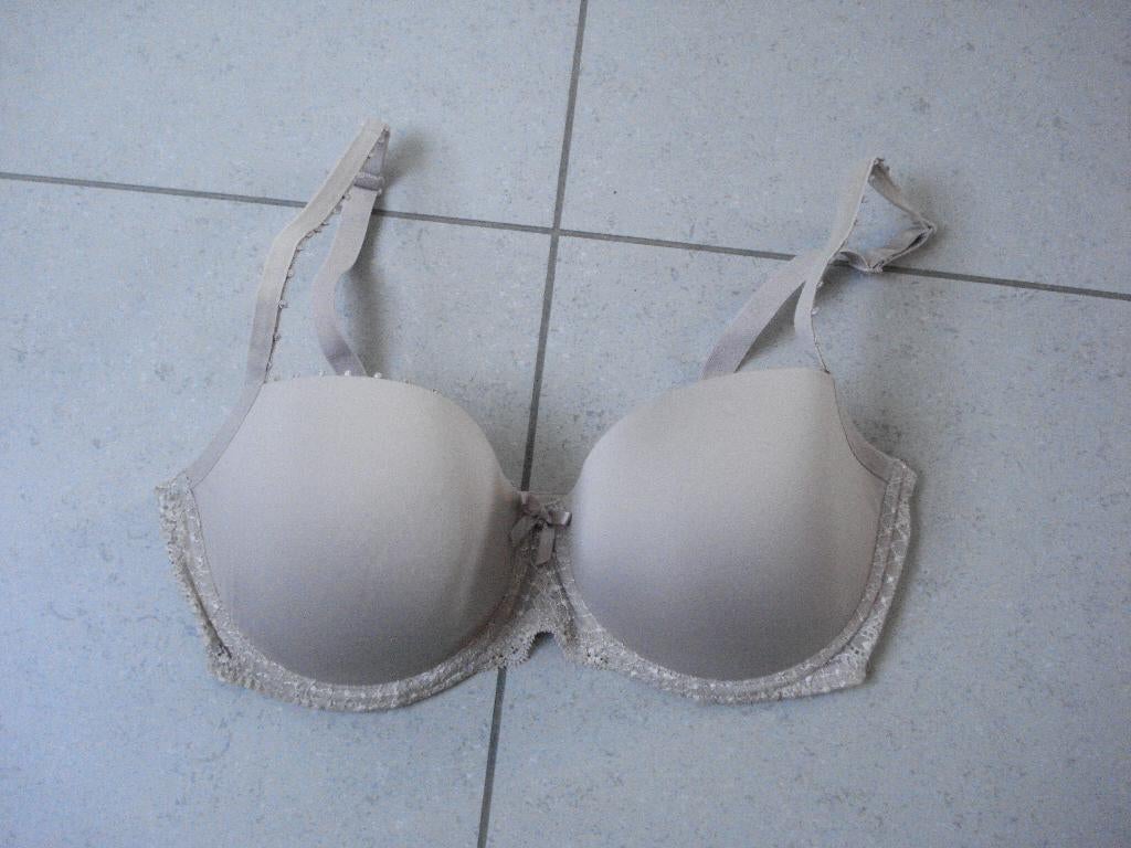 Nieuwe Marie Jo beugelbeha, dames. mt EUR 80E, Marie Jo, Ophalen of Verzenden, Beige, BH