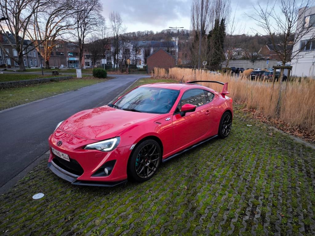 Toyota GT86 (Lire description), Autos, Particulier, Carnet d'entretien, Achat, GT86
