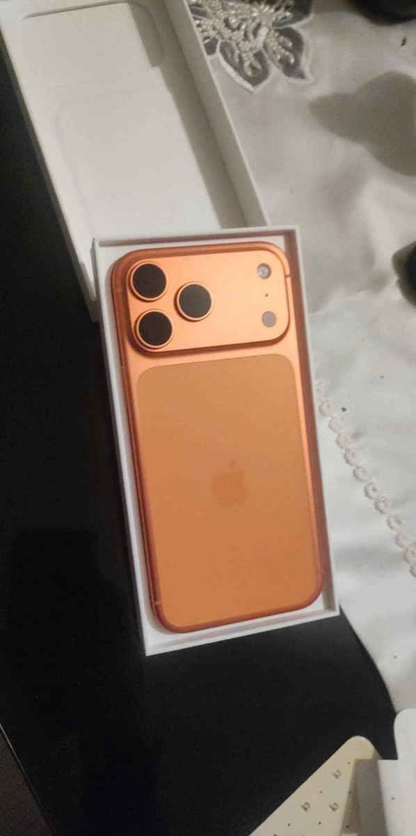 Échange iPhone 17 pro max, Telecommunicatie, Ophalen, Zo goed als nieuw, IPhone 17 Pro