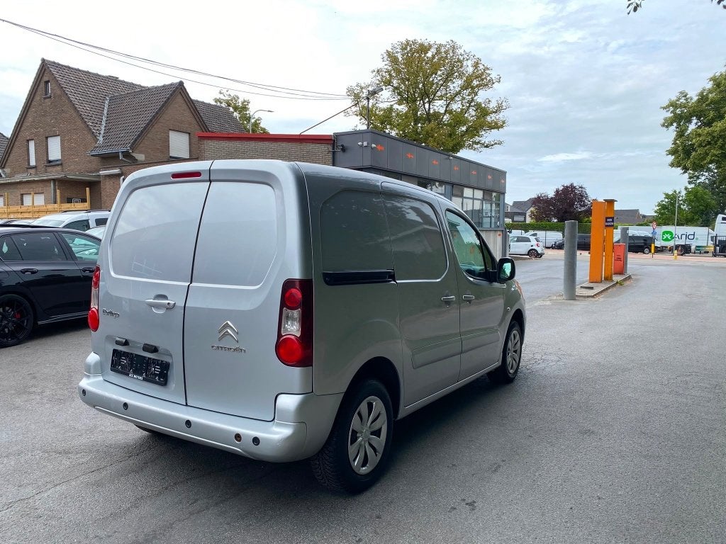 Citroën Berlingo- 08/10/2017 -17500,km -1,6 HDI - Euro .6b, Autos, Argent ou Gris, Achat, Euro 6, Entreprise