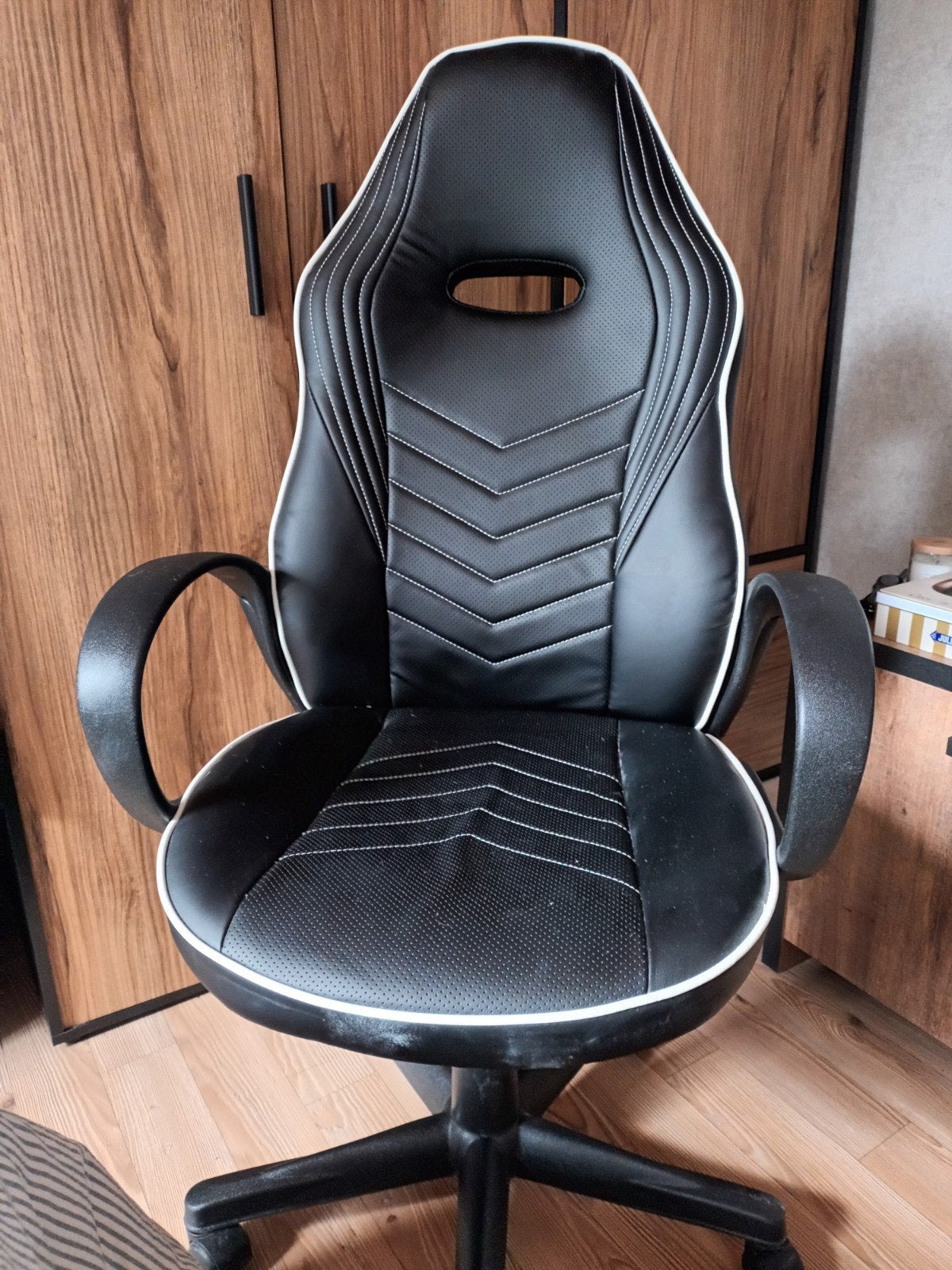 gaming stoel ergonomisch, Huis en Inrichting, Ophalen, Ergonomisch, Zo goed als nieuw, Zwart