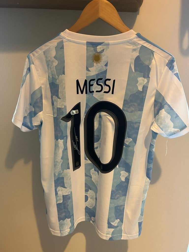 Gesigneerd Messi Argentinië Thuisshirt - Beckett COA, Maat M, Ophalen of Verzenden, Nieuw, Shirt