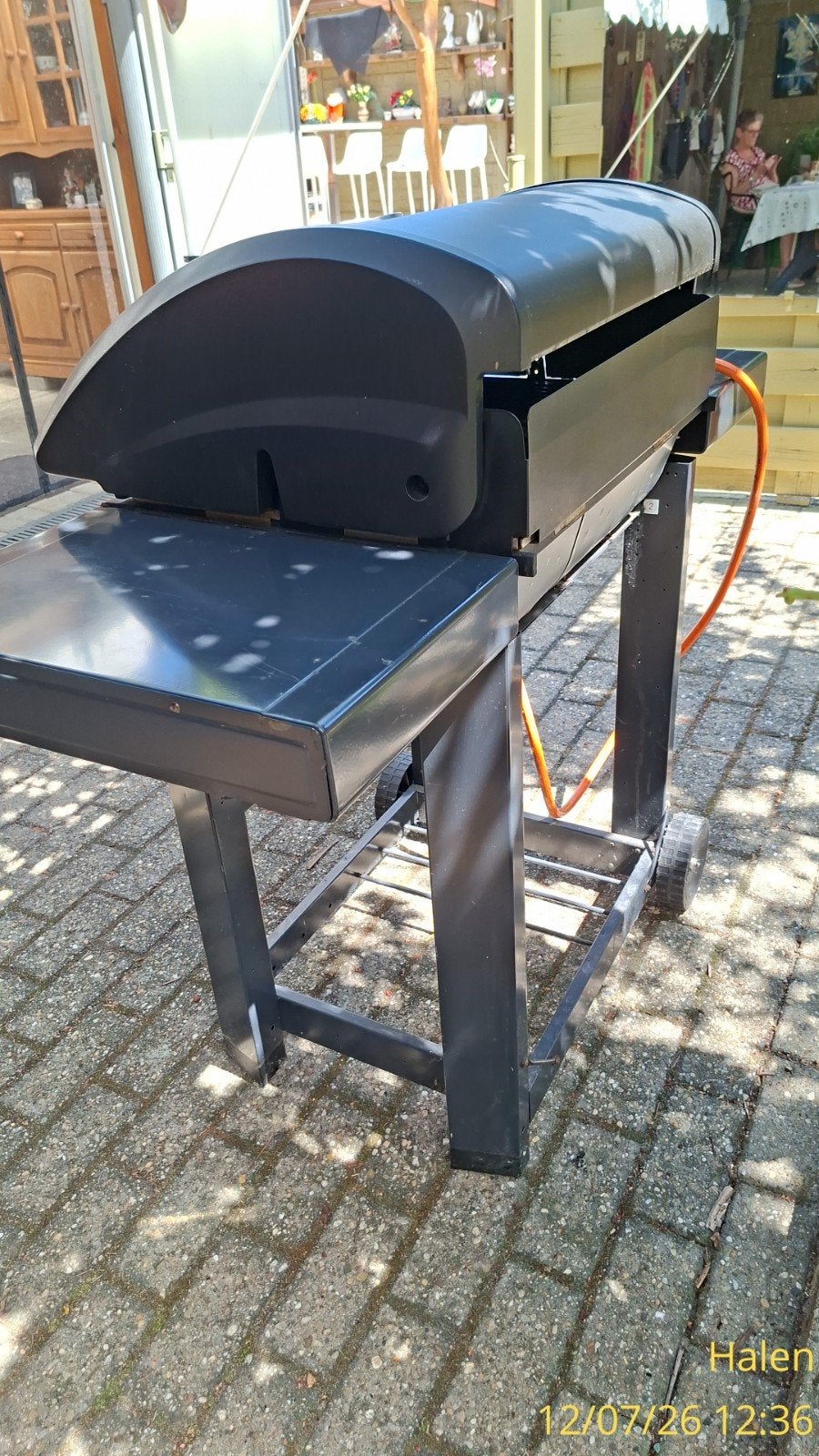 Gas BGQ met 3 branders en 2 bakplaten en smoker., Ophalen
