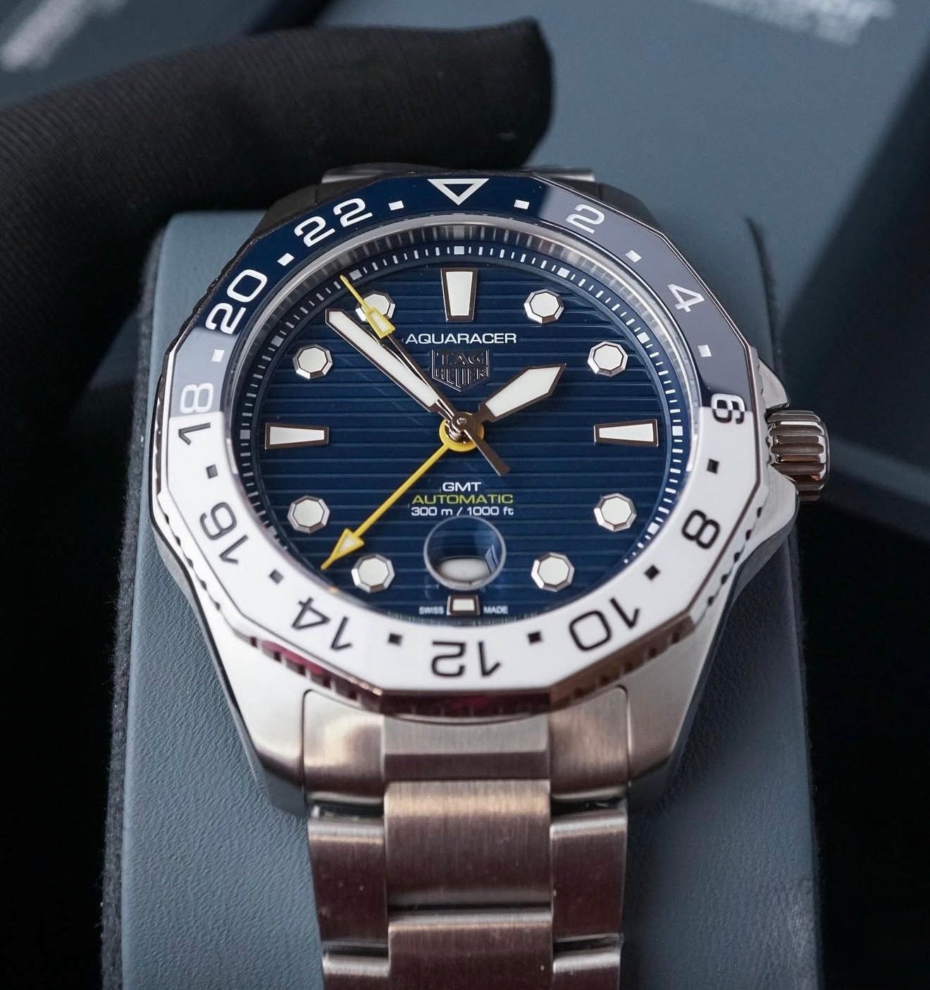 Label Heuer Aquaracer Gmt, Ophalen of Verzenden, Zo goed als nieuw, TAG Heuer