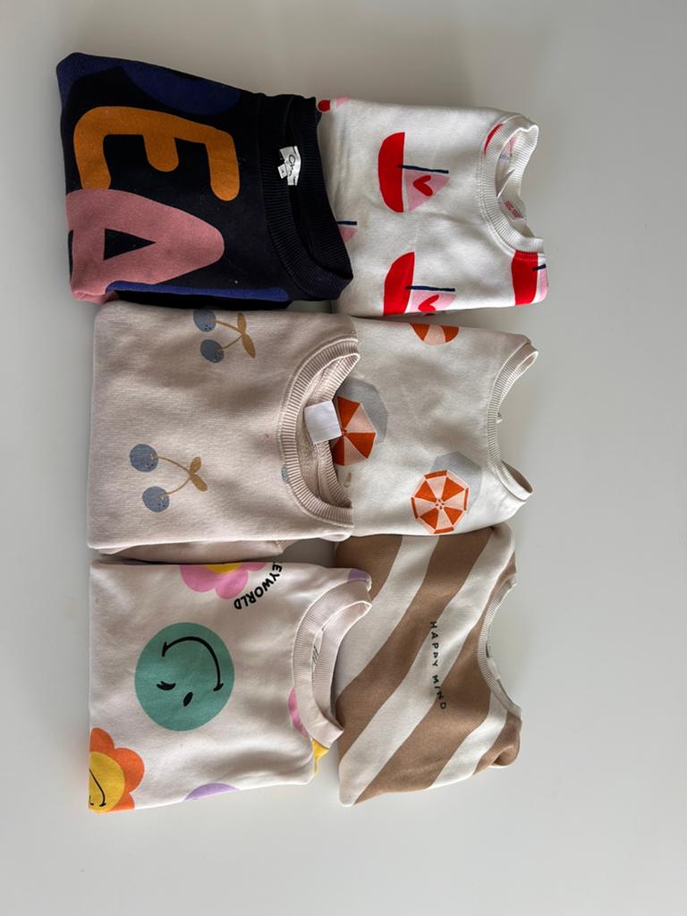 Lot truien maat 104, Ophalen of Verzenden, Gebruikt, Jongen of Meisje, Trui of Vest