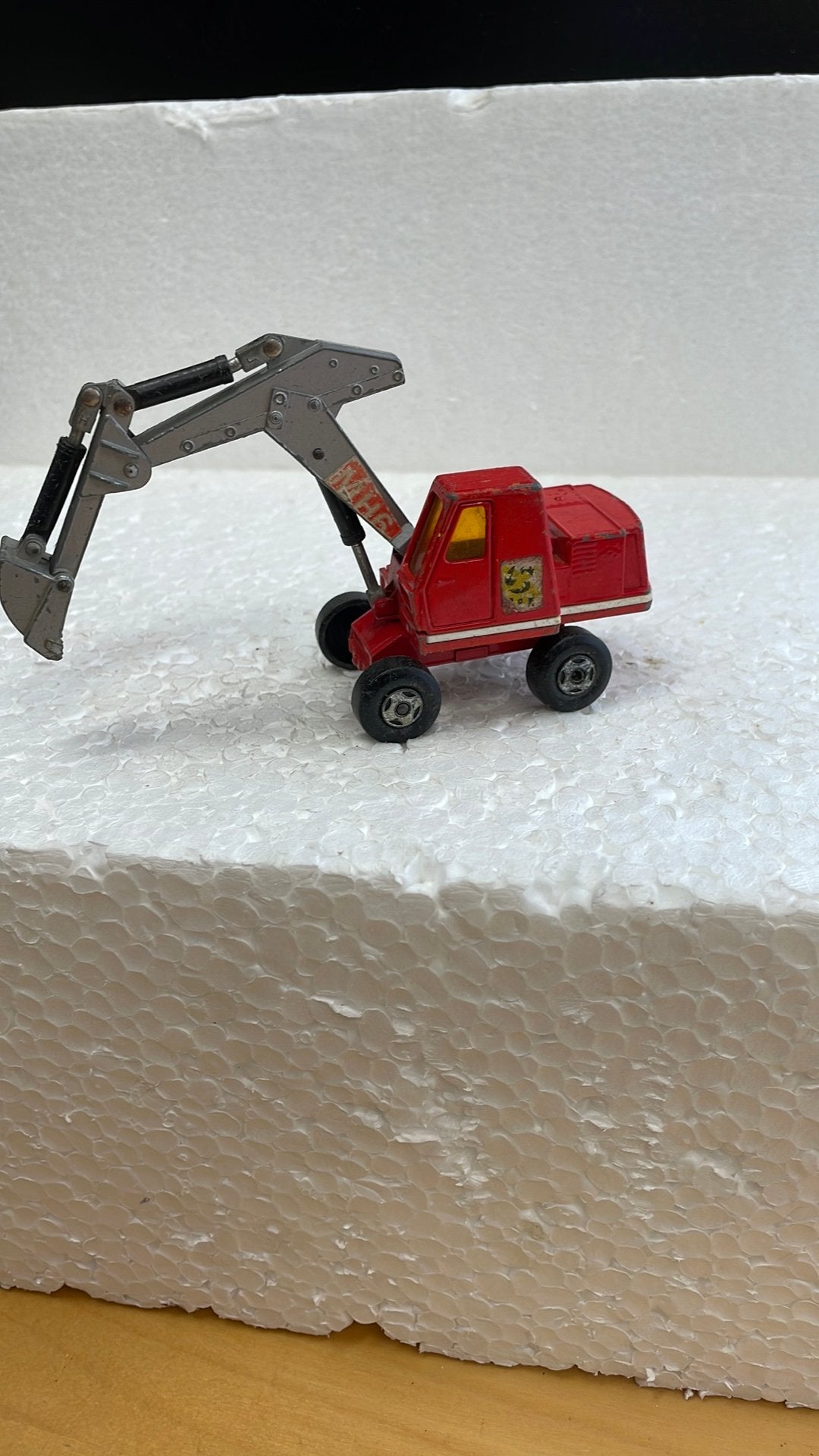 Matchbox Kingsize 1 Hydraulic Excavator, Hobby & Loisirs créatifs, Voitures miniatures | Échelles Autre, Enlèvement ou Envoi, Comme neuf