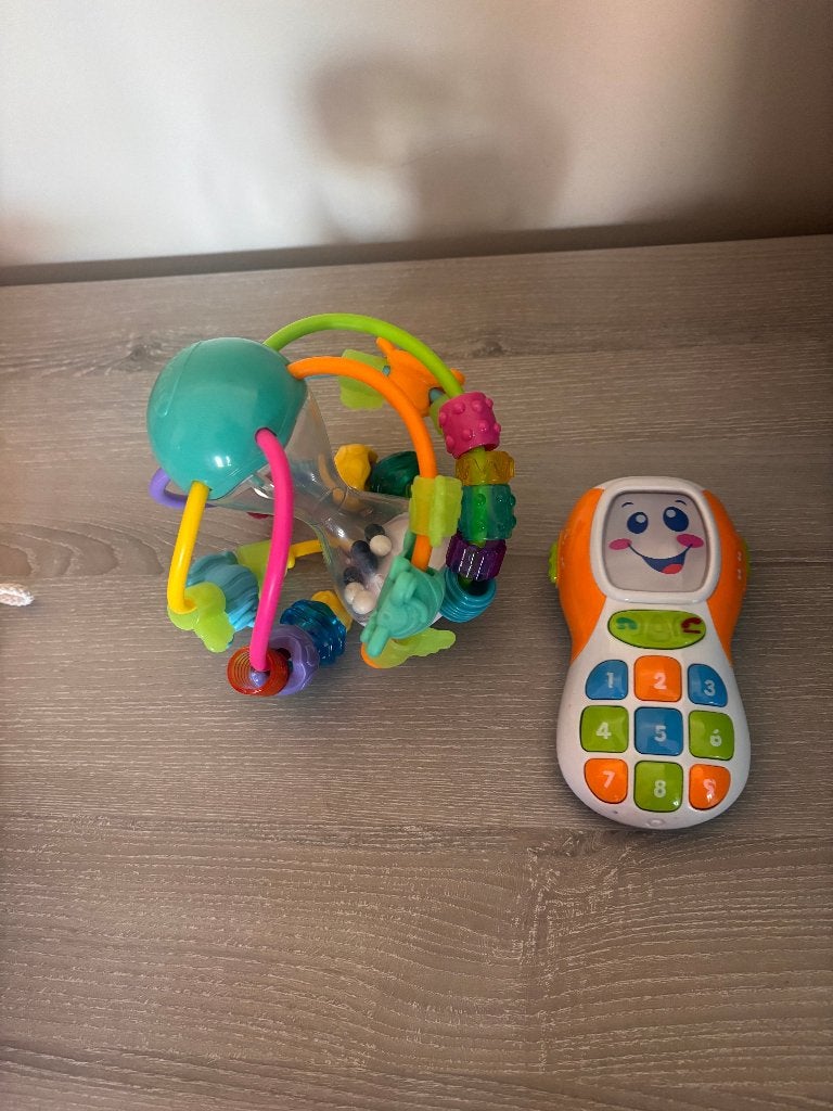 Babyspeelgoed rammel en telefoon, Ophalen, Zo goed als nieuw, Overige typen