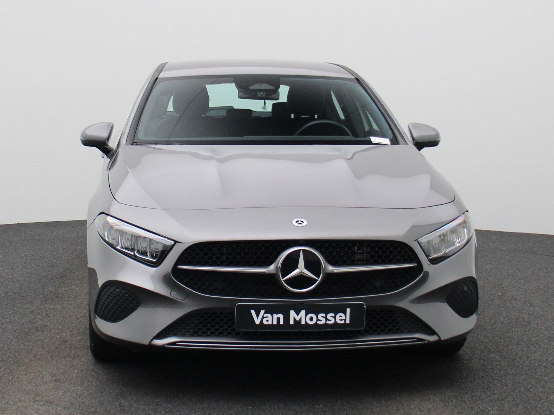 Mercedes-Benz A-Klasse A 250 e Business Solution, Auto's, Mercedes-Benz, Stof, Gebruikt, Zwart, 4 cilinders