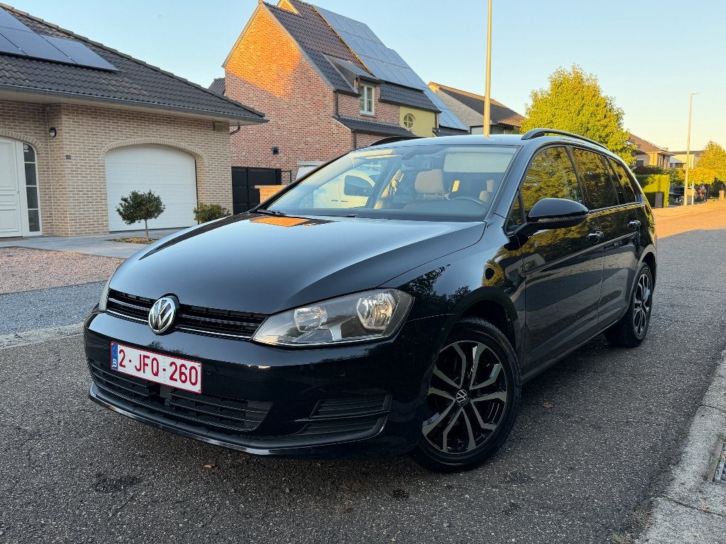 VW Golf VII Break: 1.6 TDi - DSG - Adapt cruise control ..., Autos, Euro 5, Achat, 5 portes, Automatique