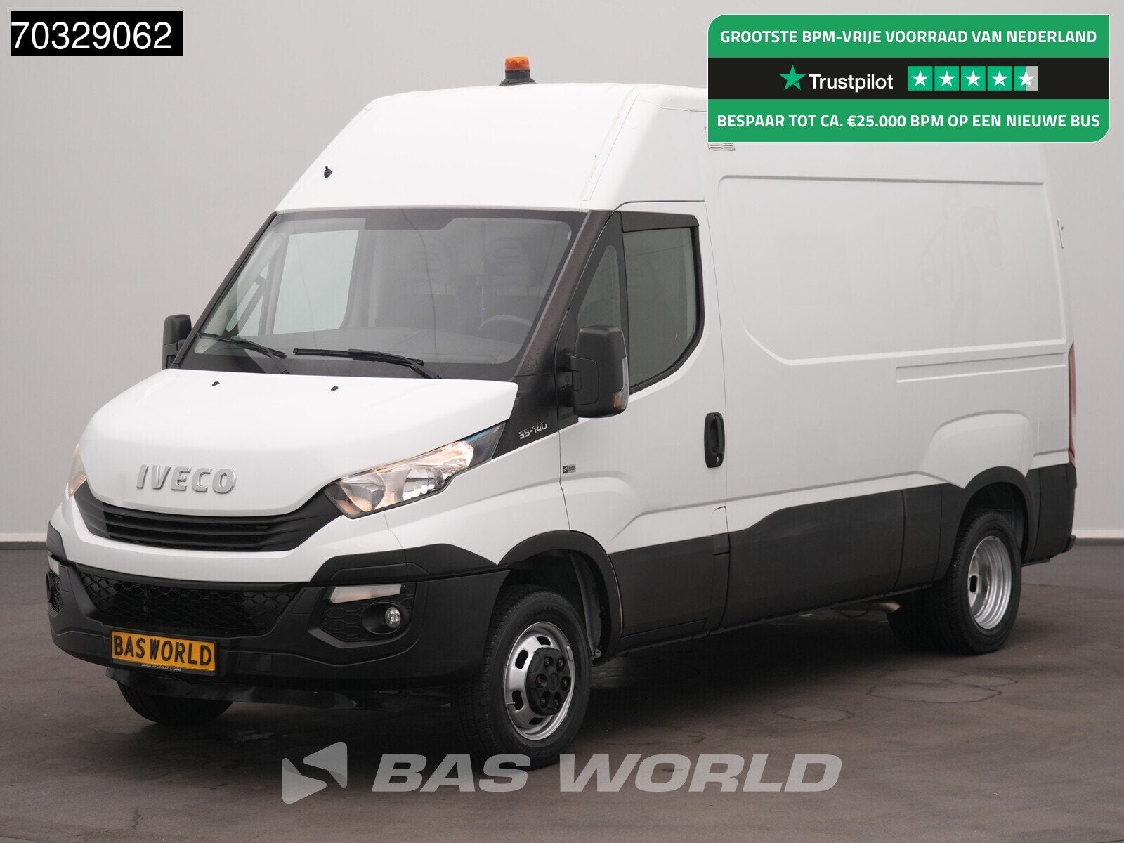Iveco Daily 35C14 Luchtvering Euro6 Trekhaak Dubbellucht Air, Autos, 100 kW, Achat, Entreprise, Boîte manuelle