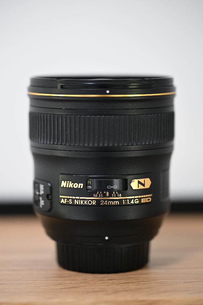 Nikkor AFS G 24mm f1.4 Nano, Ophalen, Gebruikt, Groothoeklens