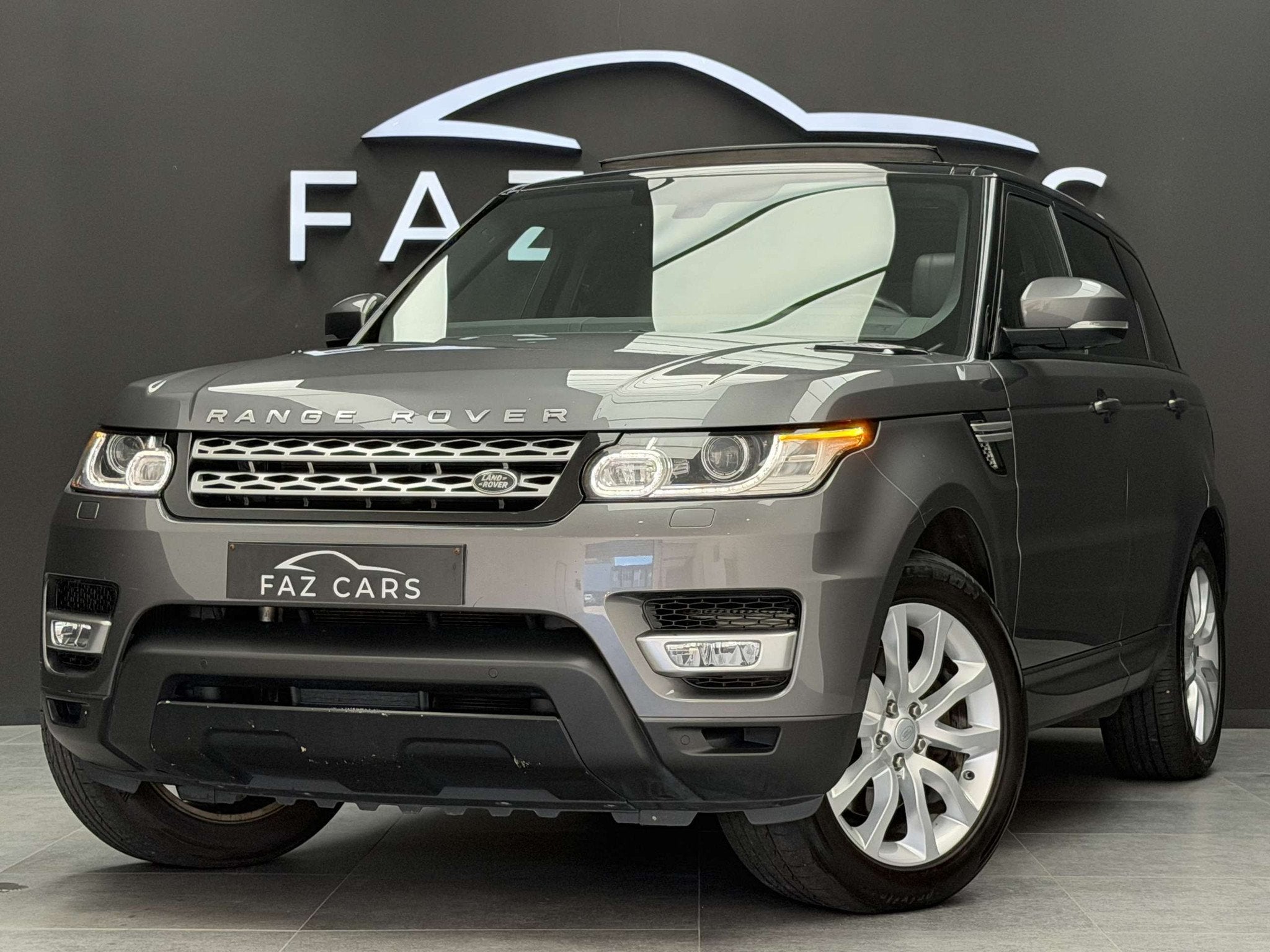 Land Rover Range Rover Sport 3.0 TDV6 HSE * CUIR + GPS + REG, Autos, Cuir, Argent ou Gris, Achat, Entreprise
