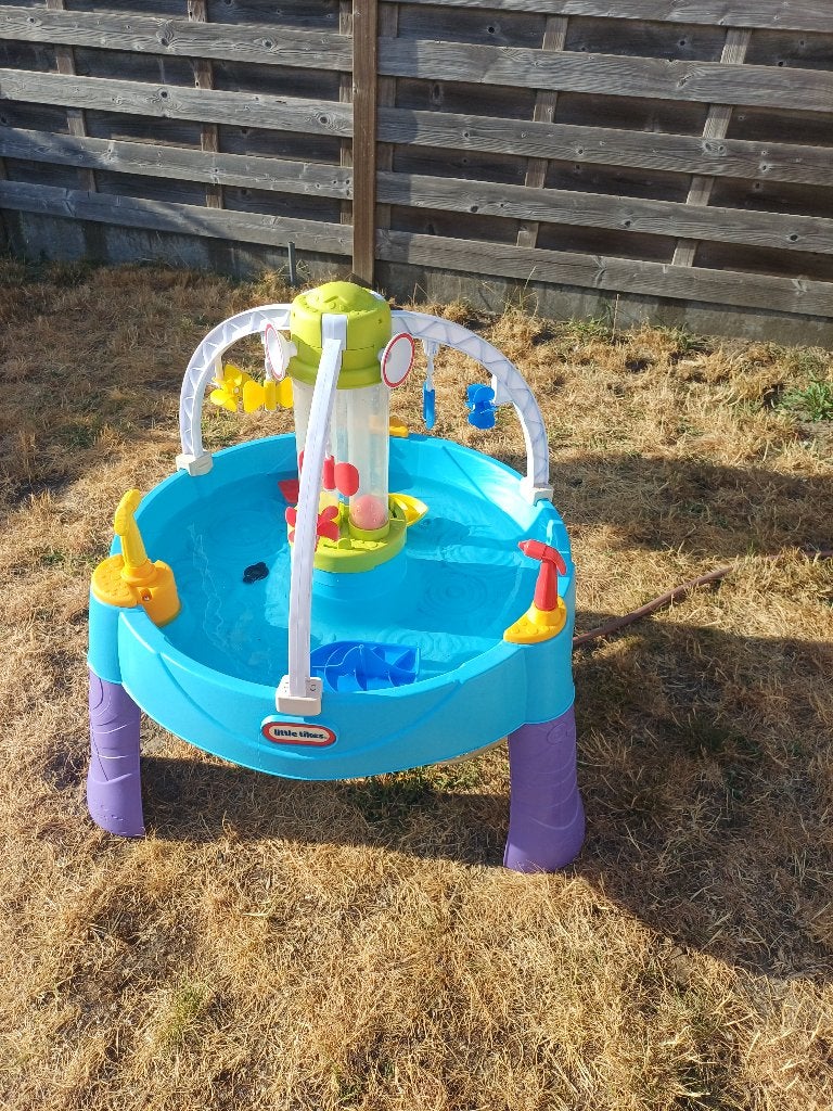 Waterplezier watertafel met actieve spelletjes, Enfants & Bébés, Jouets | Tables de jeux, Enlèvement, Comme neuf