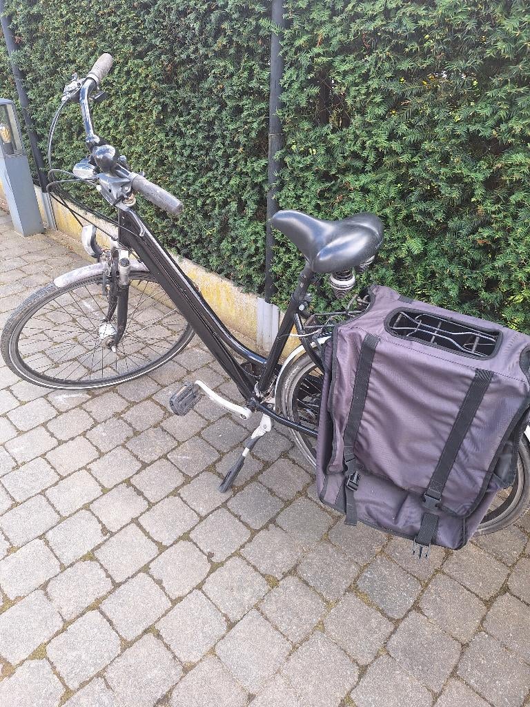Damesfiets, Fietsen en Brommers, Ophalen, Gebruikt